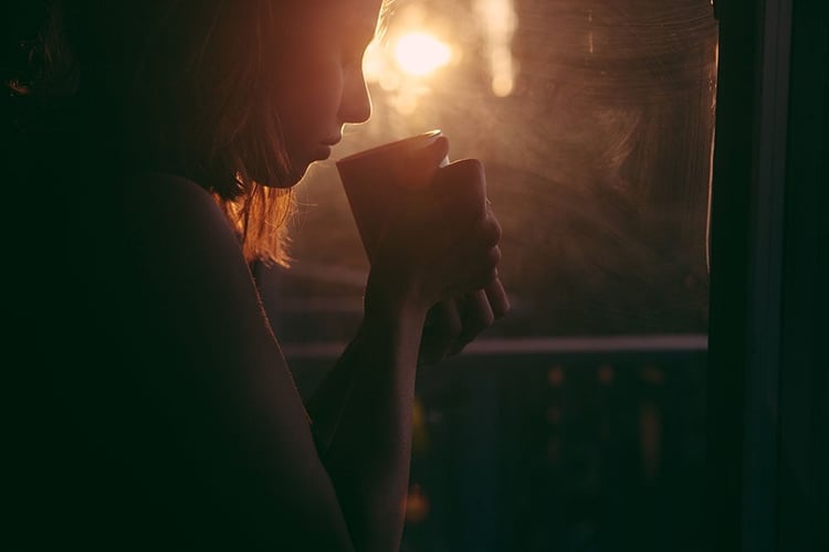 Girl-tea-room.jpg