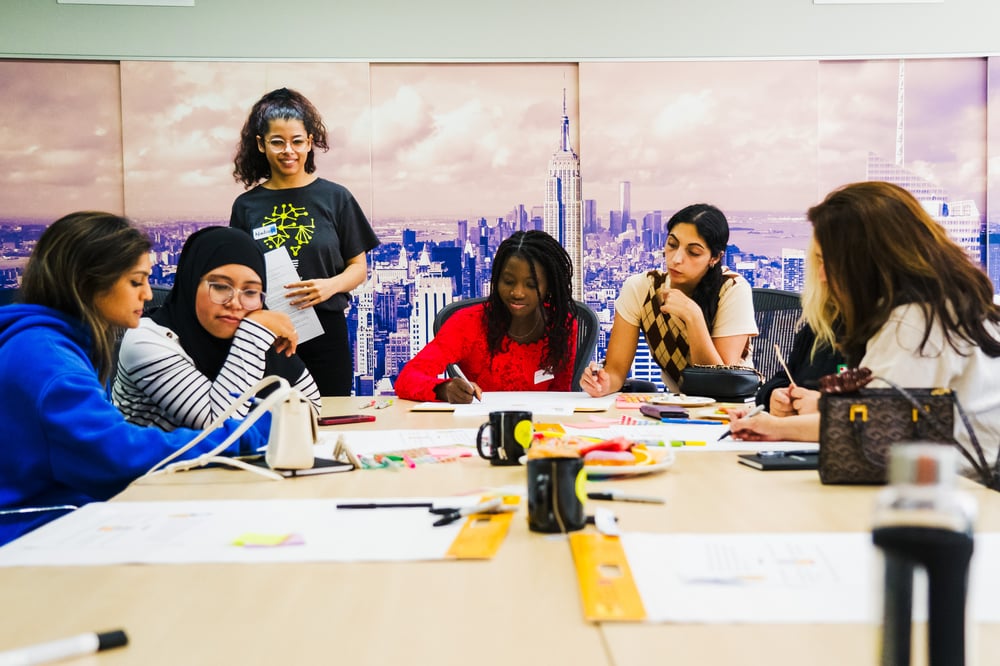 Group discussion at the Student Meet Up